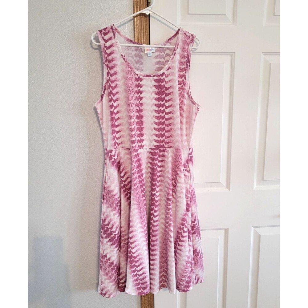 LuLaRoe Nicki Dress 2XL XXL Pink White Abstract Chevron Wave Sleeveless Pockets